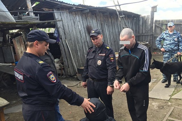 В Свердловской области мужчина заживо сжёг инвалида