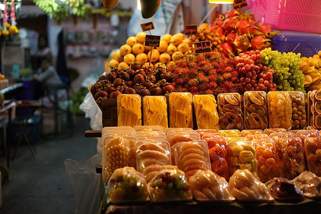 «Уральские авиалинии» запретили провоз фруктов из Таиланда в Екатеринбург