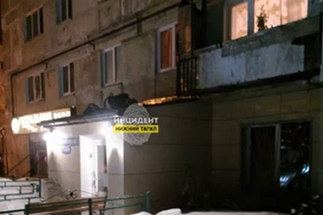 Из окна своей квартиры выпал пьяный свердловчанин