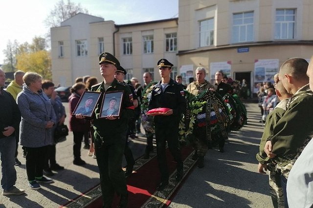 Два брата из Свердловской области в один день погибли на спецоперации