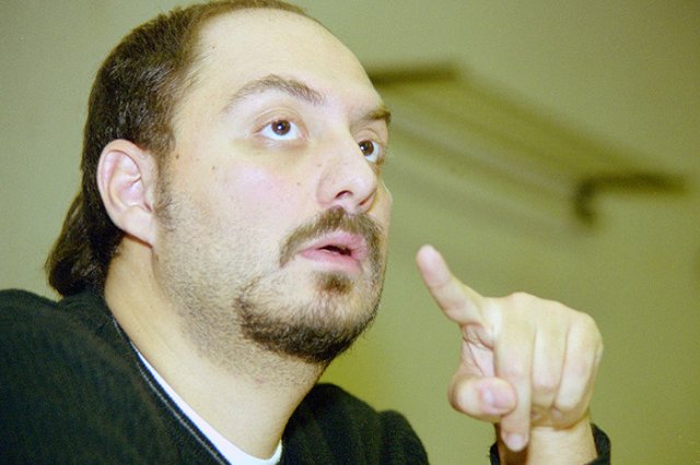 Суд освободил Серебренникова из-под домашнего ареста