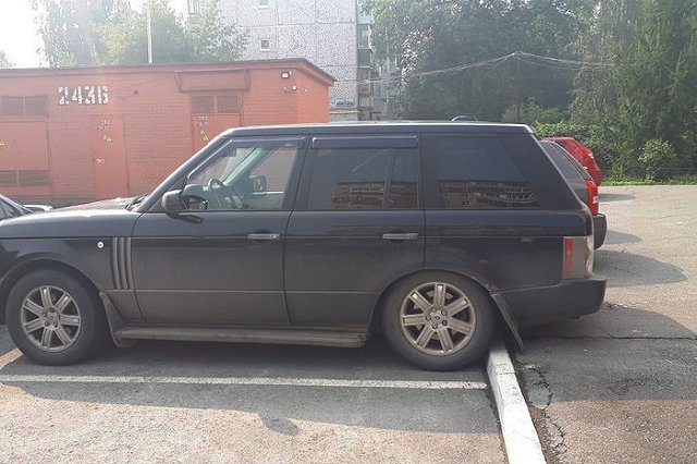 Должник продал «Лэнд Ровер», который оставлял в залог при получении кредита