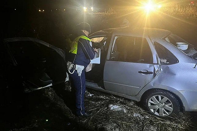 Пассажирка «Гранты» погибла в Нижнесергинском районе по вине 75-летнего водителя (ФОТО)