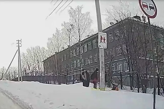 В Нижнем Тагиле подростки избили школьника