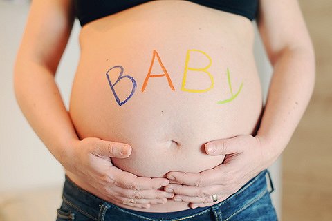 Женщины, рожающие поздно, живут дольше