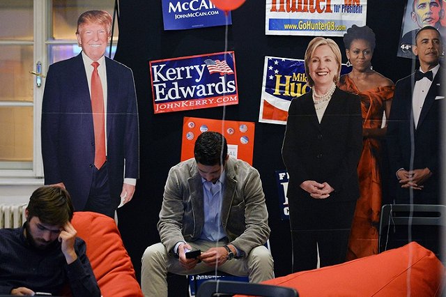 Российские СМИ взяли новость о разводе четы Клинтон с фейкового сайта