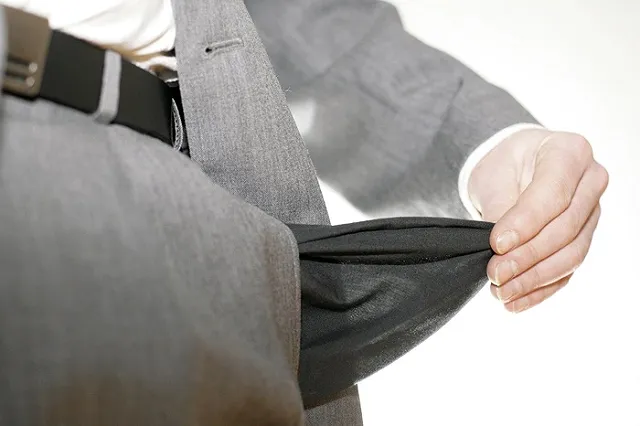 В США у адвоката поджигателя во время суда загорелись брюки