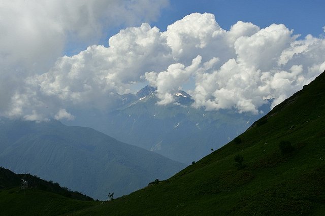 Эксперты США: Россию не завоевать из-за «казахских пустынь и гор Кавказа»