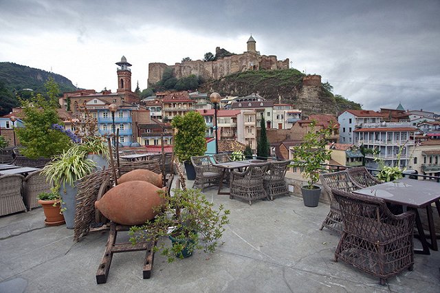 Авиакомпания «Победа» все-таки будет летать из Екатеринбурга в Тбилиси