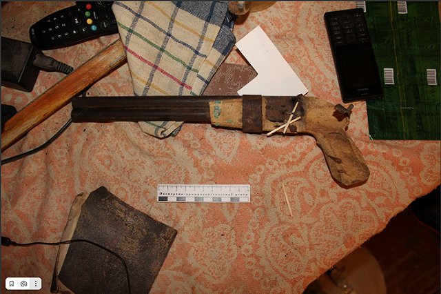 У свердловчан изъяли боевое оружие и взрывчатку