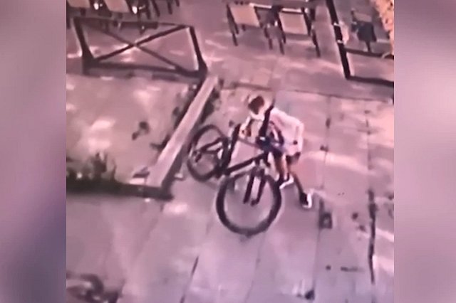 В Екатеринбурге ребёнок купил краденый велосипед, чтобы найти владельца