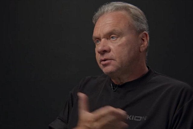 Основатель «4 канала» Игорь Мишин рассказал про участие в «голой вечеринке» и обыски в его доме