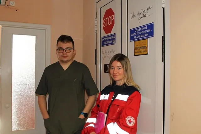 Свердловские врачи спасли малыша, проглотившего пластиковую шайбу