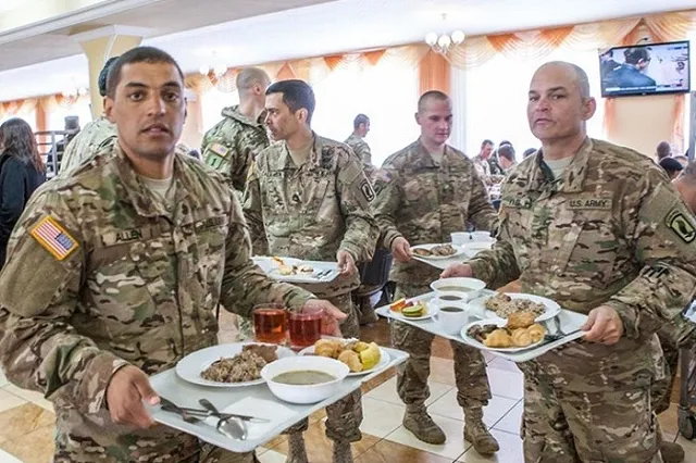 Нацгвардия кормится за счет американцев на учениях под Львовом