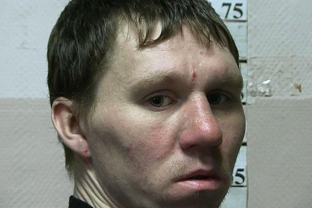 Поджигатель подъездных светильников задержан в Екатеринбурге