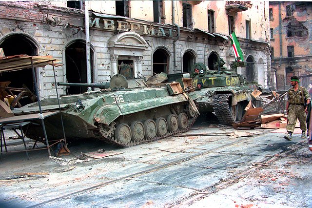 Соратник Ельцина рассказал о срыве перемирия между российскими войсками и сепаратистами Чечни