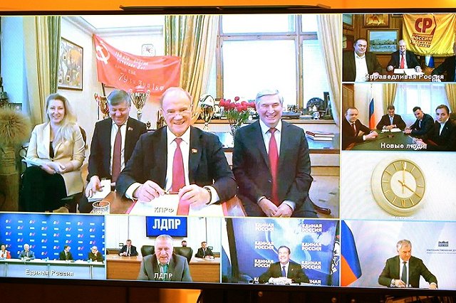 Путин отметил появление в Госдуме пятой фракции