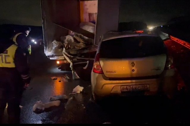 Стало известно, кто погиб в ДТП с «Газелью» на свердловской трассе