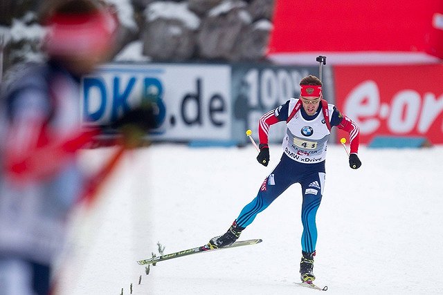 Российские биатлонисты выиграли эстафету на этапе Кубка мира