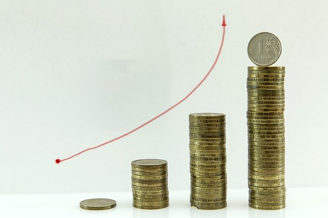 «Личная инфляция» россиян в 6 раз опередила официальную