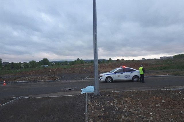 Веселая езда на капоте автомобиля в Нижнем Тагиле закончилась трагедией