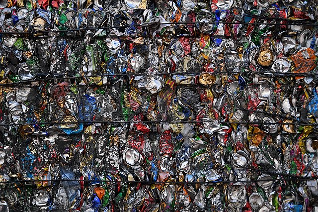 Депутаты просят РЭК освободить детей в многодетных семьях от платы за мусор