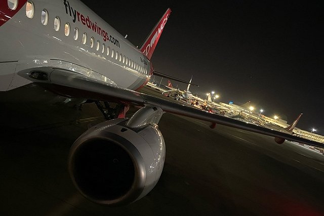 У самолета, летевшего в Екатеринбург, отказал двигатель