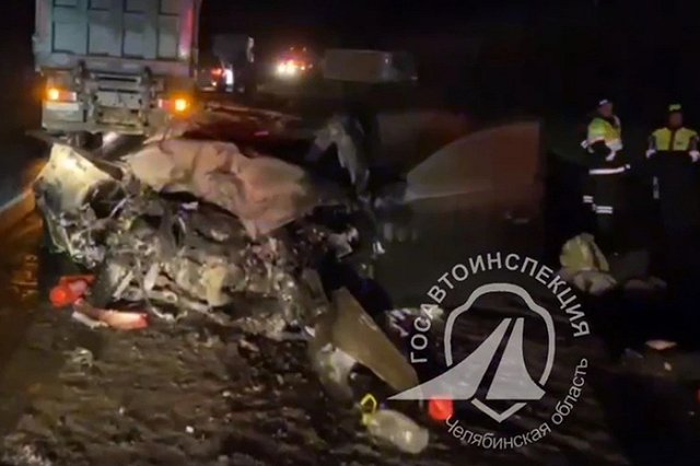 Семья из Верхней Пышмы разбилась в аварии в Челябинской области