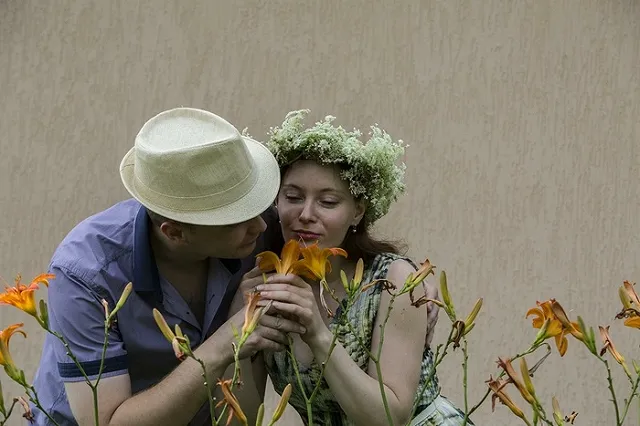 Прочность моногамных браков объяснили утратой чувствительности к запахам