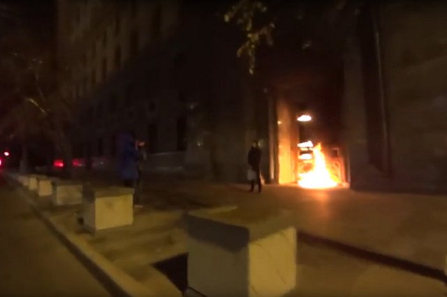 На художника Павленского завели дело о вандализме