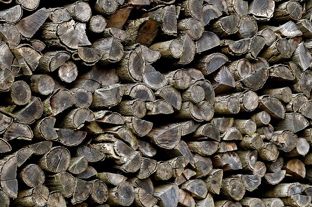 Екатеринбуржцы жалуются на срыв отопительного сезона