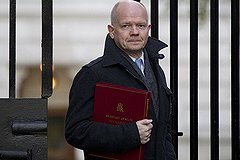 Лондон обвинил Москву в интервенции на Украине