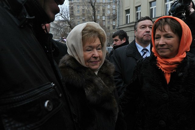 Ельцин Центр ищет название для ресторана с блюдами Наины Иосифовны