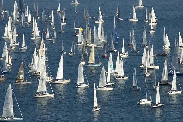 Екатеринбуржец с 13-летним сыном завоевал бронзу в регате на Верх-Исетском пруду