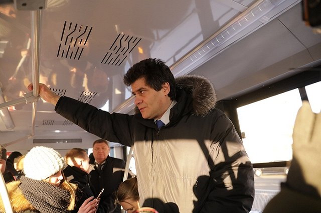 Высокинский предложил выбирать: повышение стоимости проезда или реформа