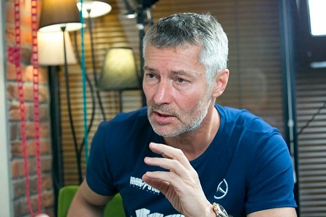 Ройзман* приехал на похороны Навального**