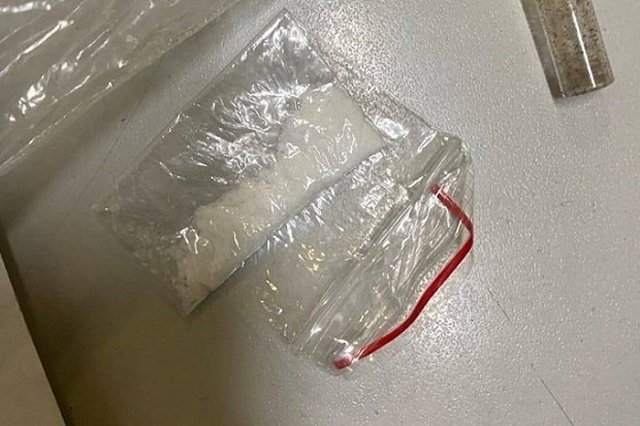 Закладчиков, ездивших делать тайники на Mercedes-Benz, задержали в Екатеринбурге