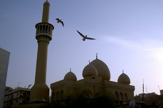 В мечеть на территории продуктовой базы в Екатеринбурге пришли ОМОН и ФСБ