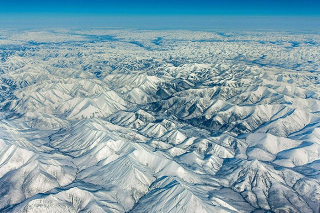 СМИ: При крушении Ил-18В в Якутии выжили все 39 человек