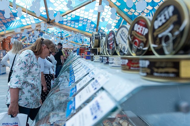Росрыболовство откроет сеть государственных рыбных магазинов