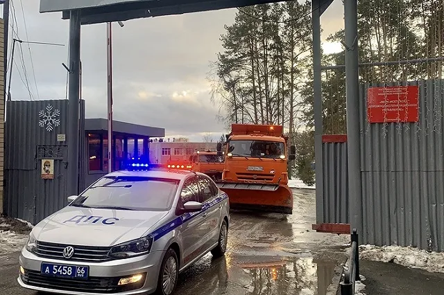 ГИБДД готовит Екатеринбург к предстоящему гололеду