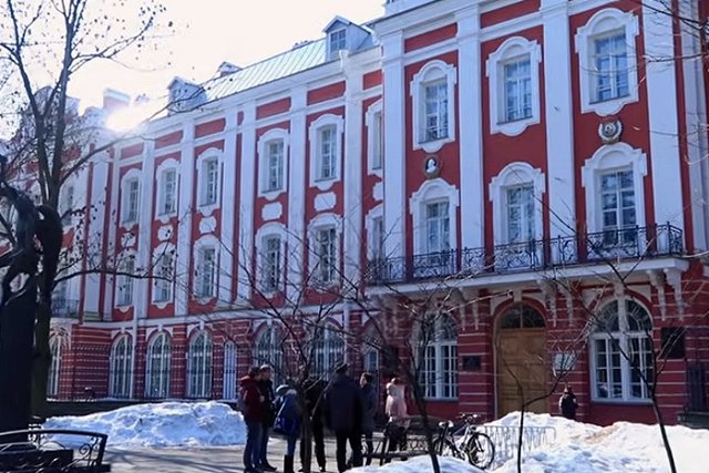 Глава комитета Госдумы по молодежной политике потребовал уволить доцента СПбГУ Белоусова