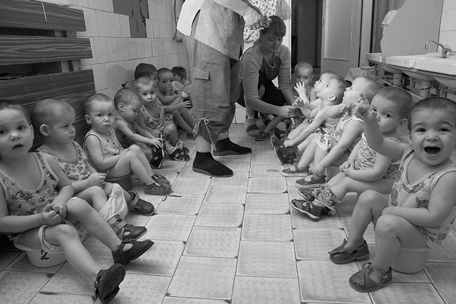 Обвинение в гибели девочки в детдоме на Ляпустина предъявлено воспитательнице