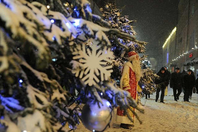 ГИБДД приглашает автолюбителей Чкаловского района на «Елку на колесах»