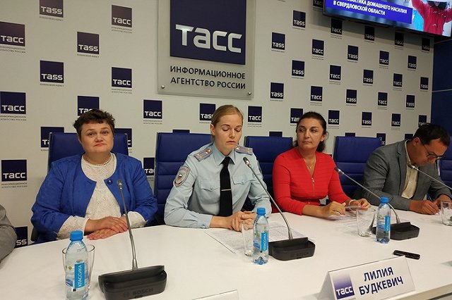 Эксперты рассказали, как распознать домашнего агрессора и управлять гневом