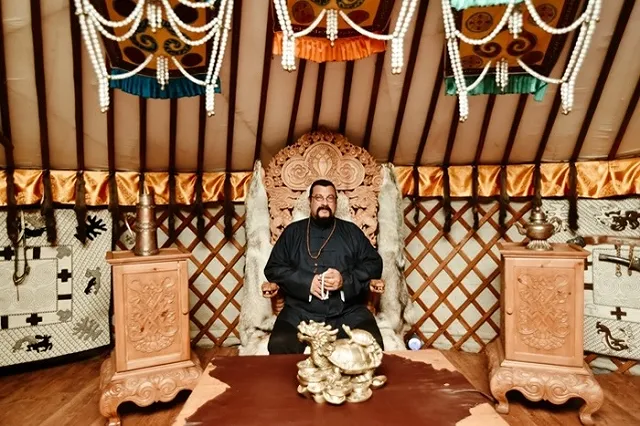 В Свердловскую область приедет Стивен Сигал