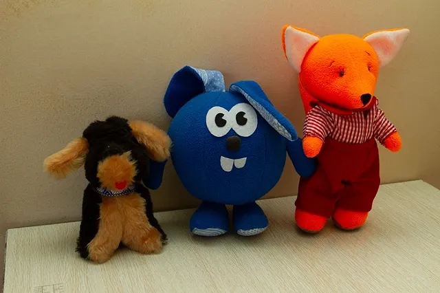 В невьянской колонии мужчины-осужденные соревновались в шитье мягкой игрушки