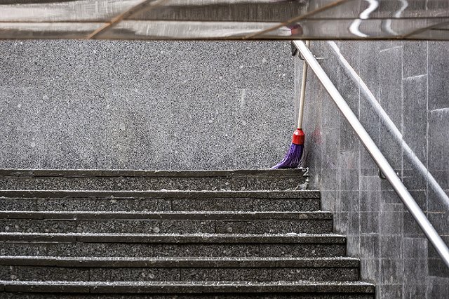 «Где ж вы летом были, а?». Эльмаш встал в лютую пробку из-за перекрытия дорог