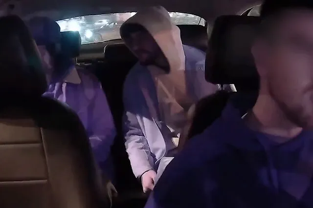 В Екатеринбурге пассажир напал на таксиста, залив ему лицо перцовкой