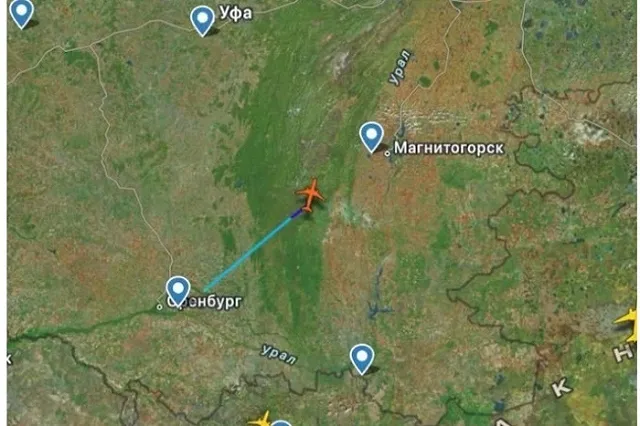 В Екатеринбург летит частный самолет из Оренбурга